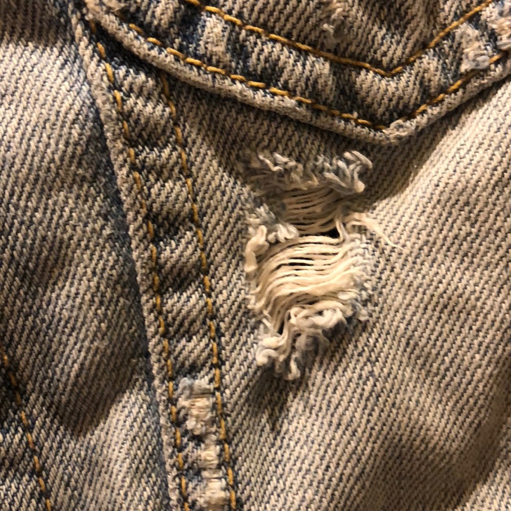 Distressed jean jacket - Picture 7 of 8